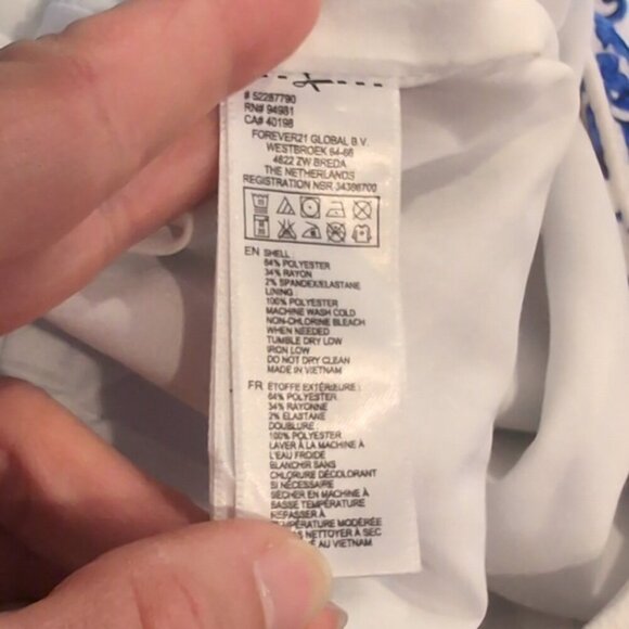 3/$20 FOREVER 21 Porcelain Floral Pencil Skirt Textured Above Knee Blue White - Picture 10 of 11